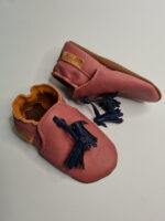 size 22  vegan slippers pink with pompoms - Image 2