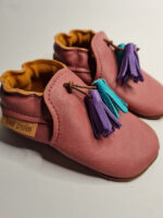 size 22  vegan slippers pink with pompoms - Image 4