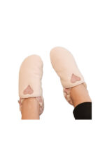 size 24 white Sheepshin slippers
